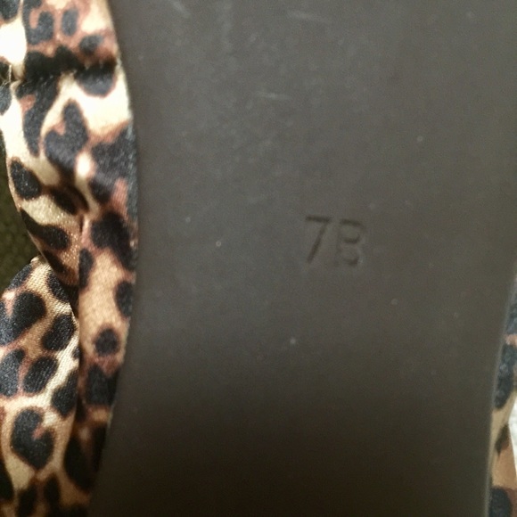 RALPH LAUREN New! Leopard Print Ballet Flats - Picture 6 of 6